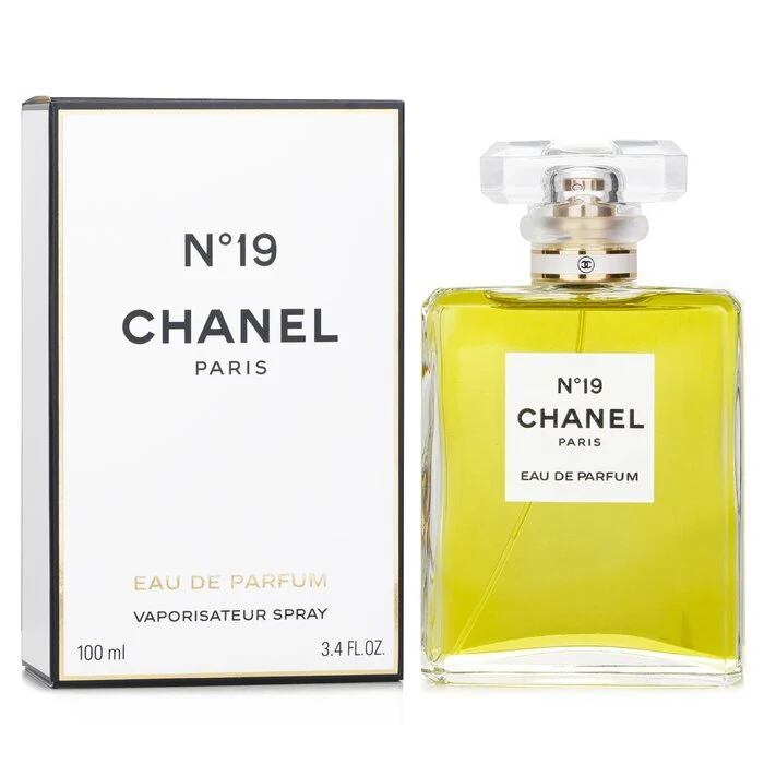Chanel No.19 Eau De Parfum Spray 100ml/3.3oz - Image 2